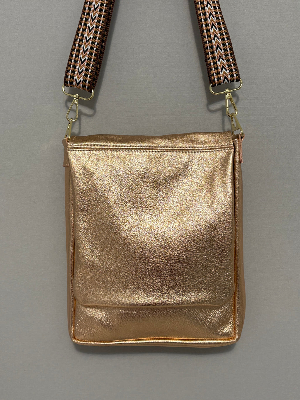 Crossbody Messenger bag - Metallic Leather