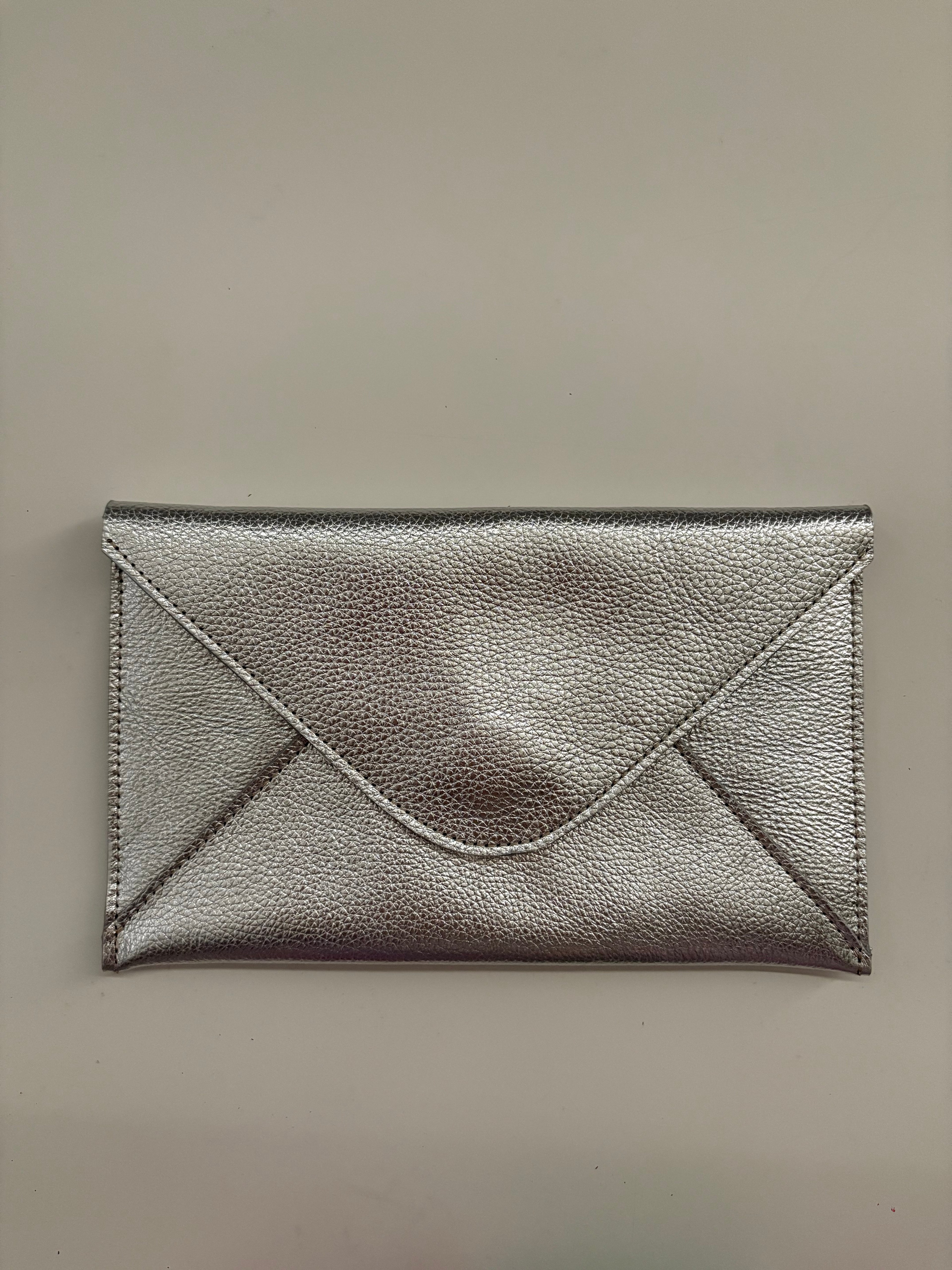 Passport Clutch - Metallic Leather