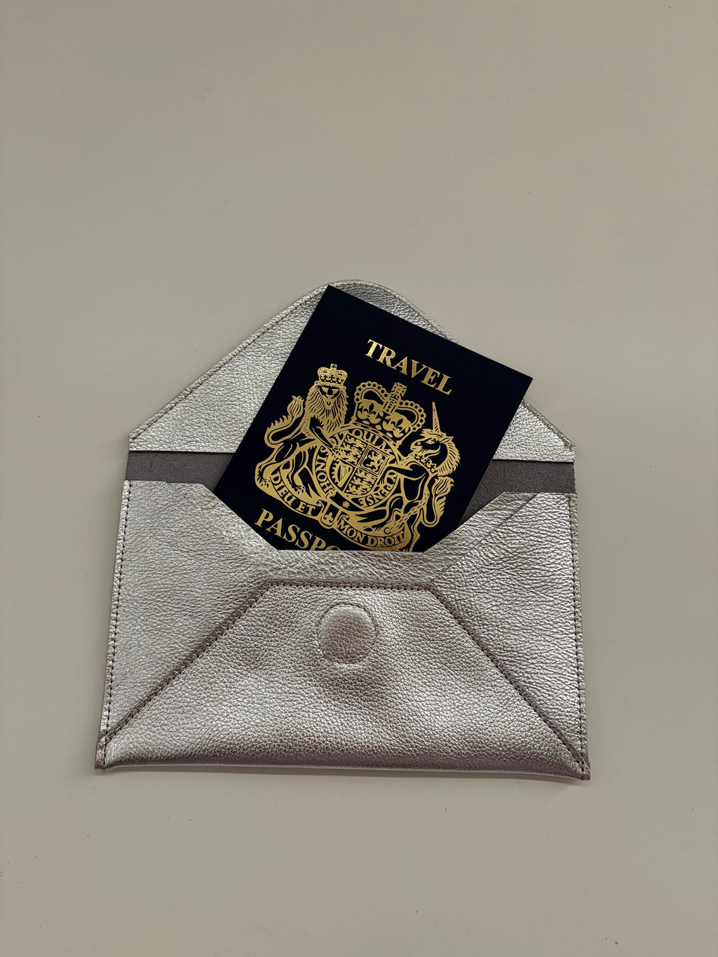Passport Clutch - Metallic Leather