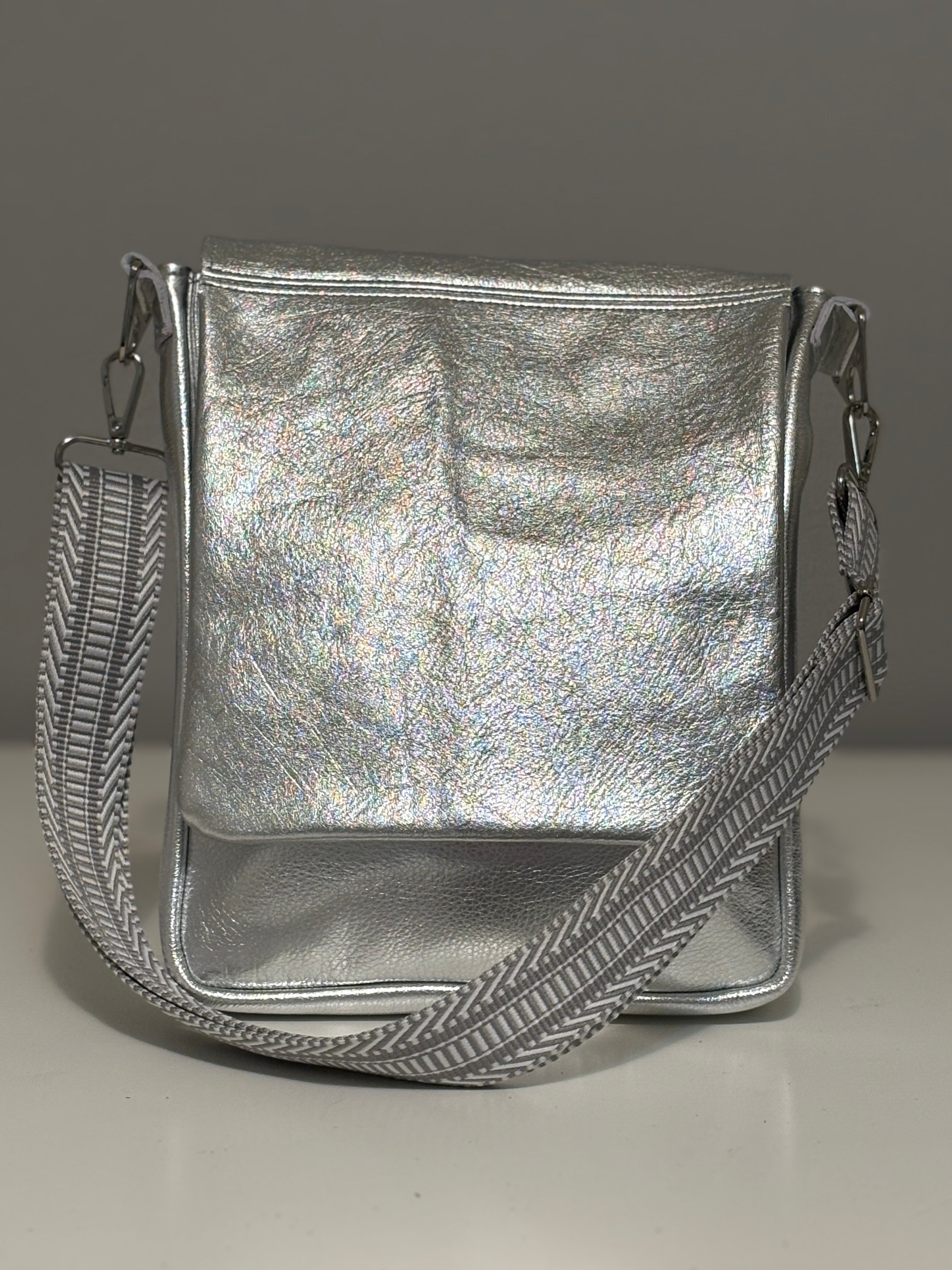 Crossbody Messenger bag - Metallic Leather